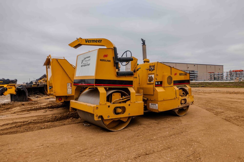 Asphalt Compactor - Image 6