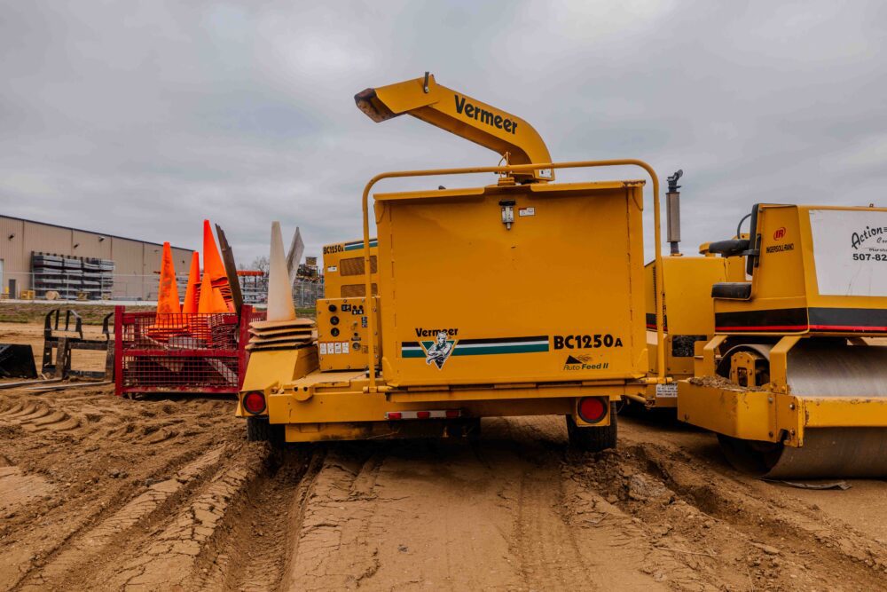 Vermeer Wood Chipper - Image 4