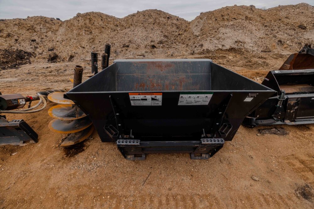Bobcat Dumping Hopper Attachment - Image 2
